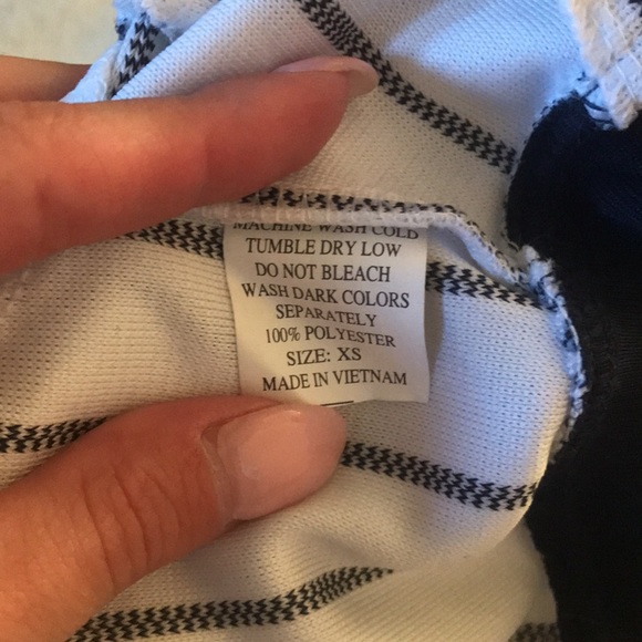 🎉HP🎉 | MLB | Genuine New York Yankee Striped Pet / Dog Baseball Jersey Size XS - Picture 9 of 12